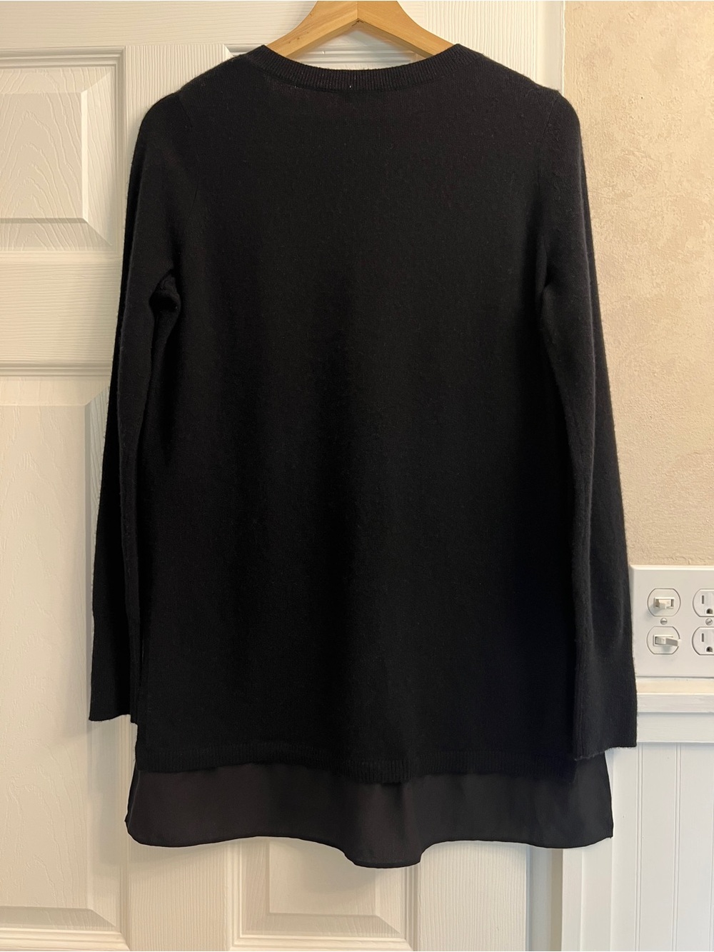 Vince Mixed Media V-Neck Tunic Sweater Wool Cashmere Silk Trim Black XS - Picture 5 of 9